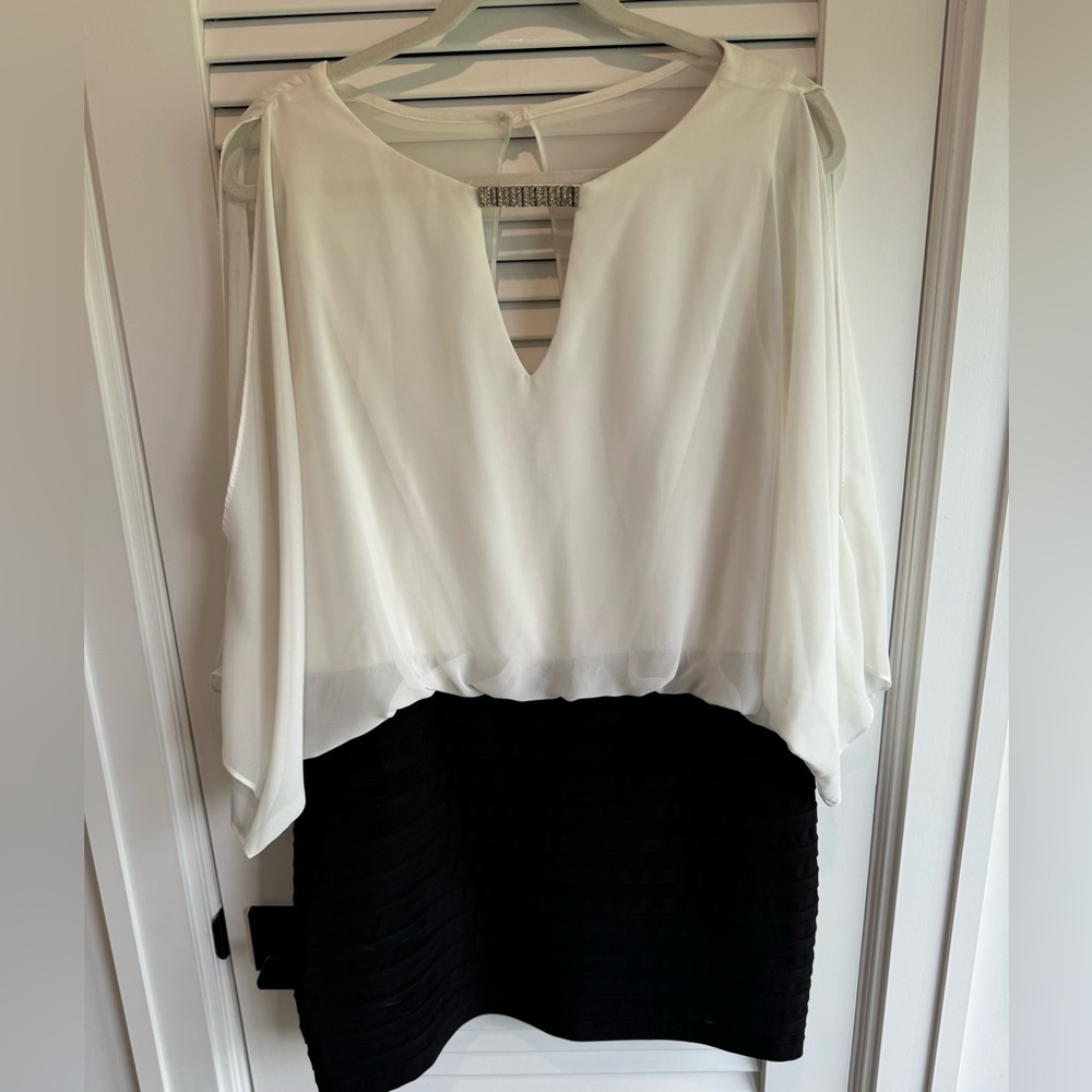 Xscape mini black and white dress size 14